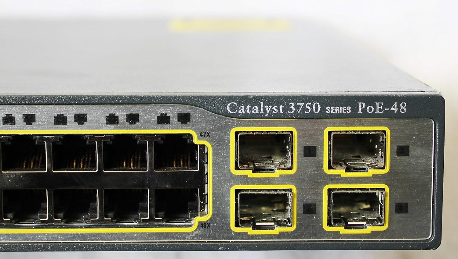 48 x 10/100Base-TX Stackable Ethernet Switch S3784