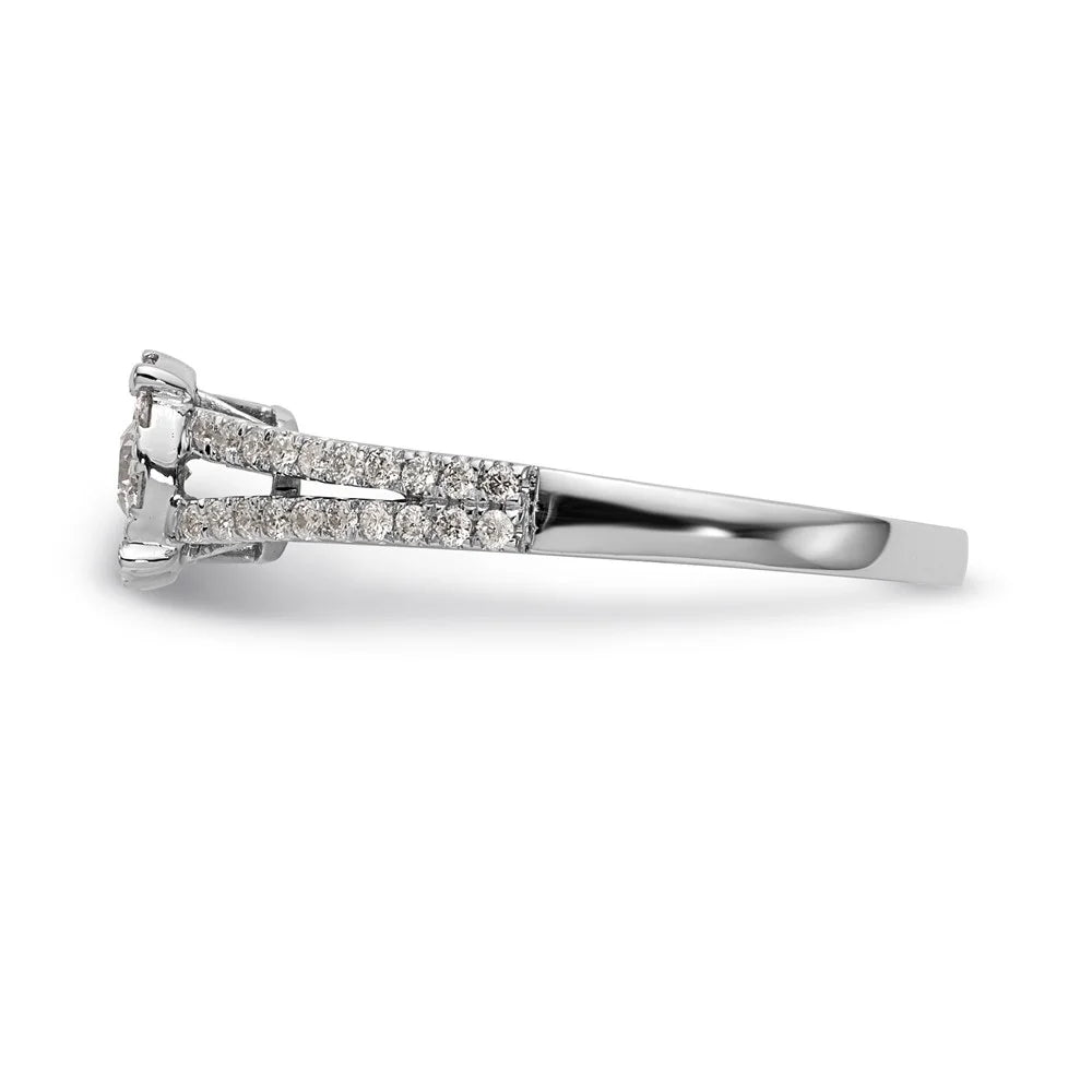 14K White Gold Diamond Ring D80820