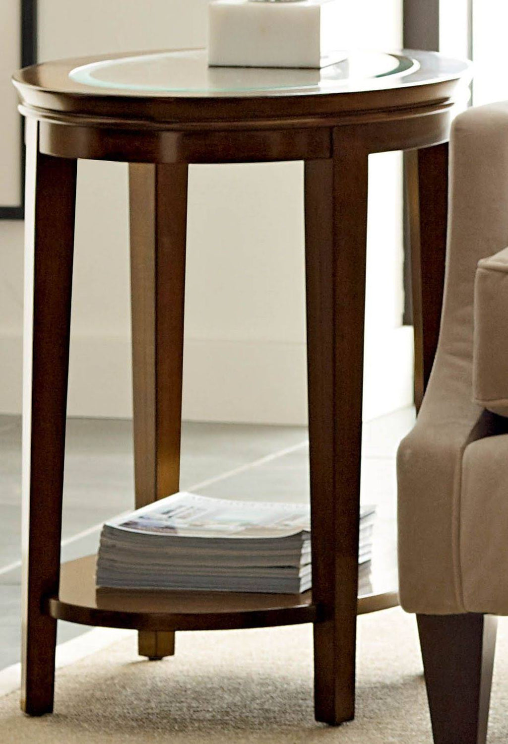 Oval End Table Y43326