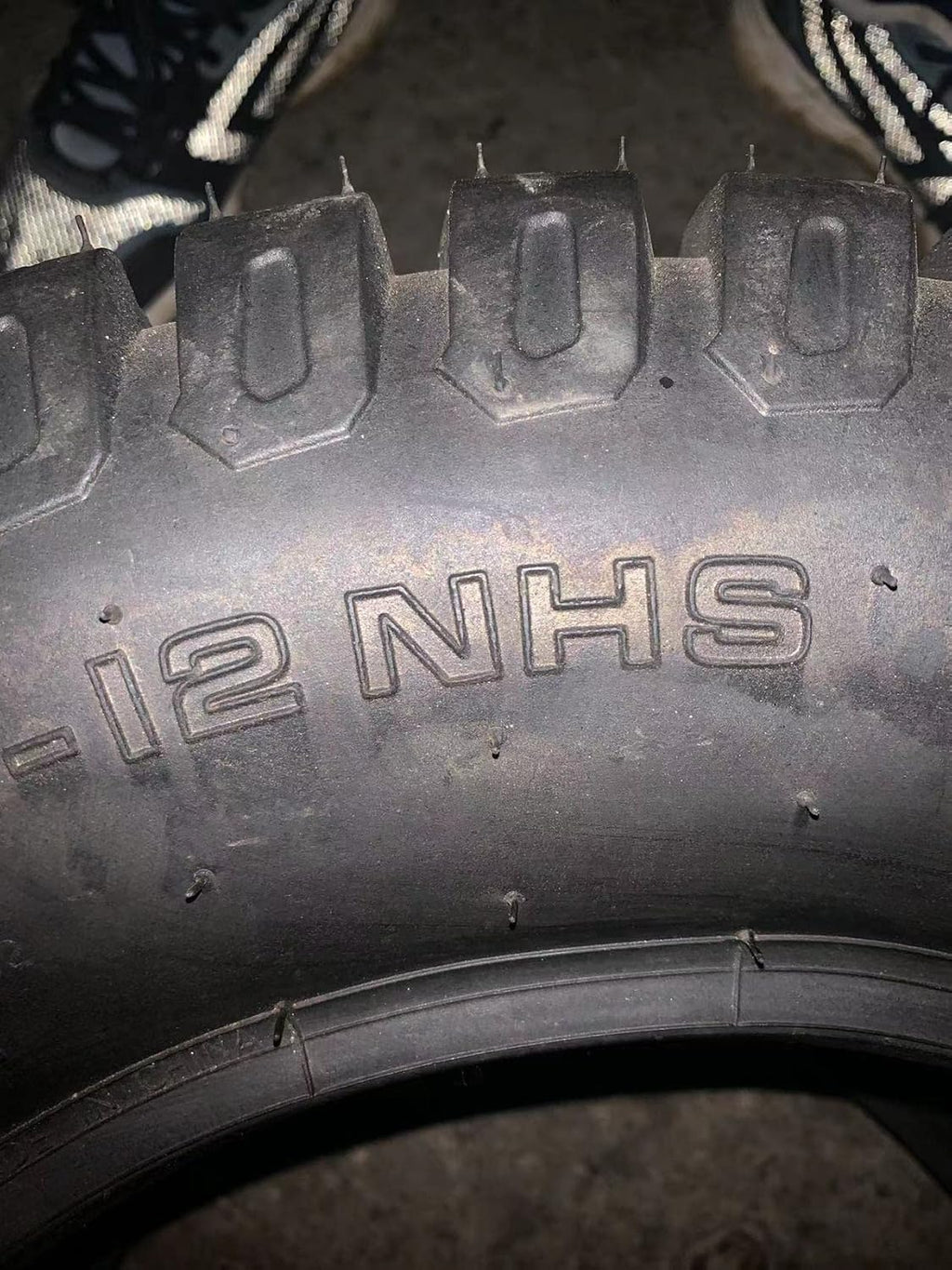 Pack of 2 Tubeless Turf Tires 24x12-12 4Ply V844