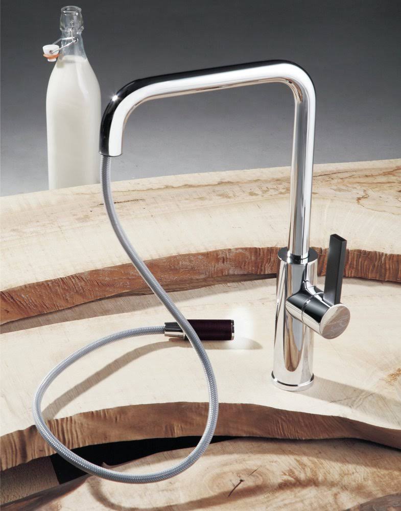 Chrome Single Handle Pull Out Kitchen Faucet S201338
