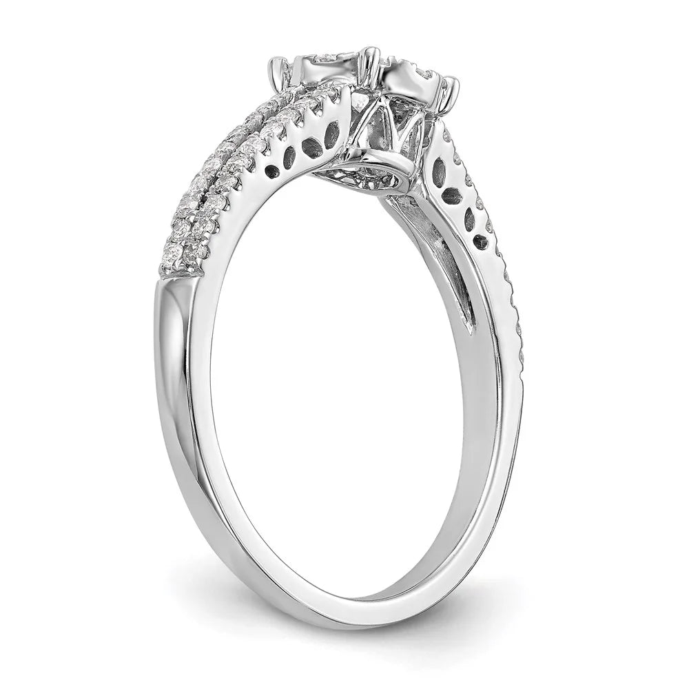 14K White Gold Diamond Ring D80820