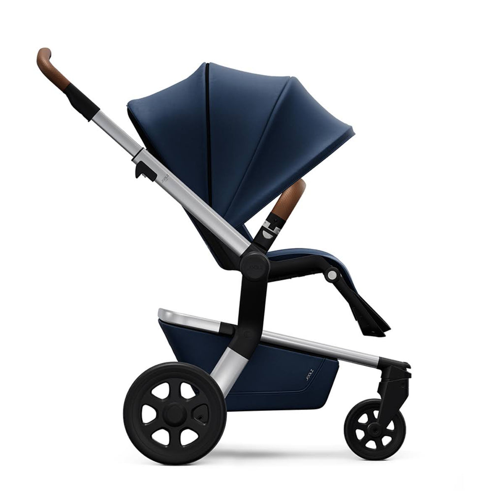 Classic Blue Stroller D48642