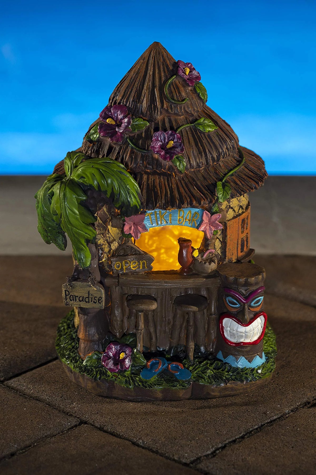 Tiki Hut Solar Powered LED Outdoor Decor N9612