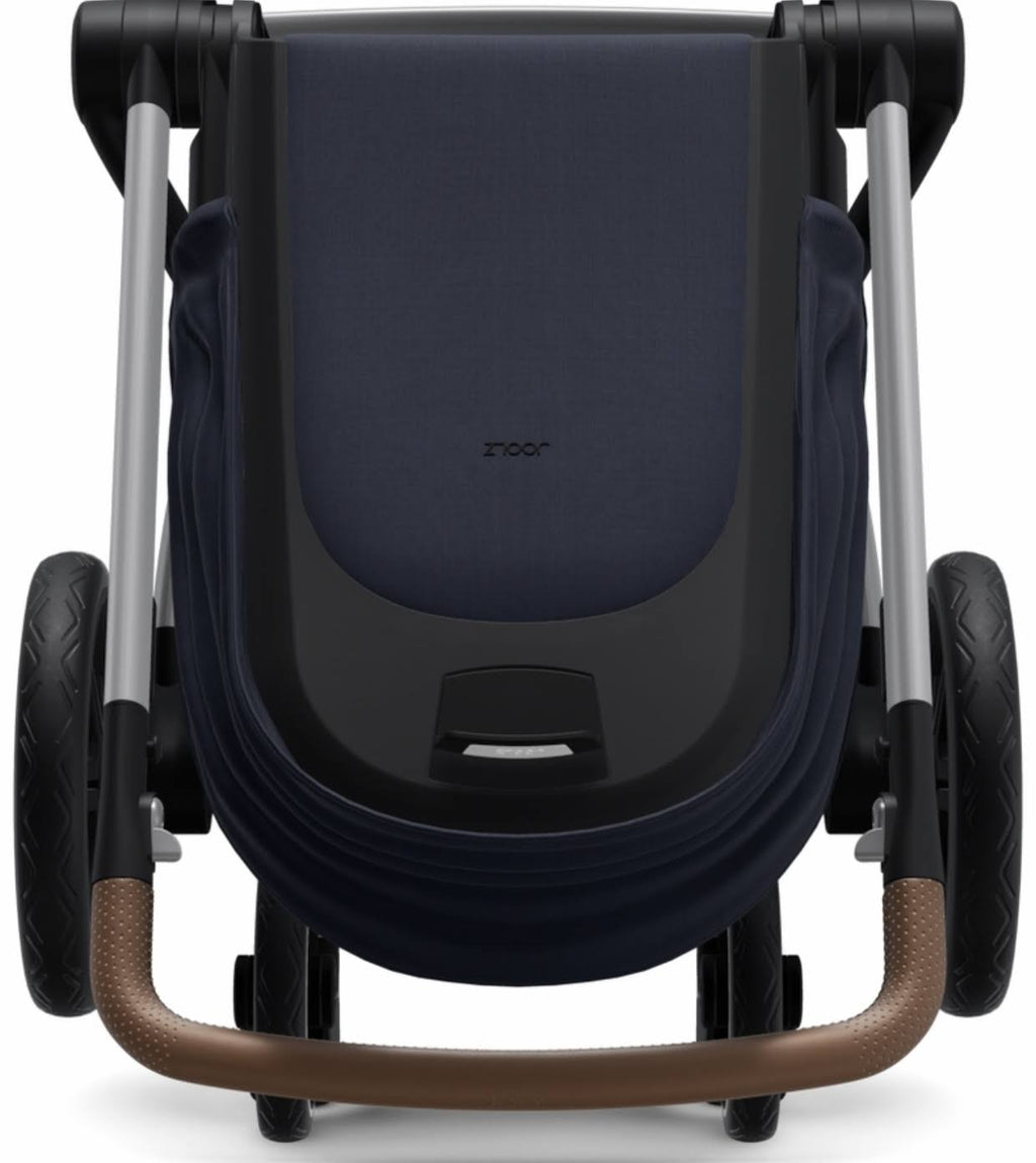 Classic Blue Stroller D48642