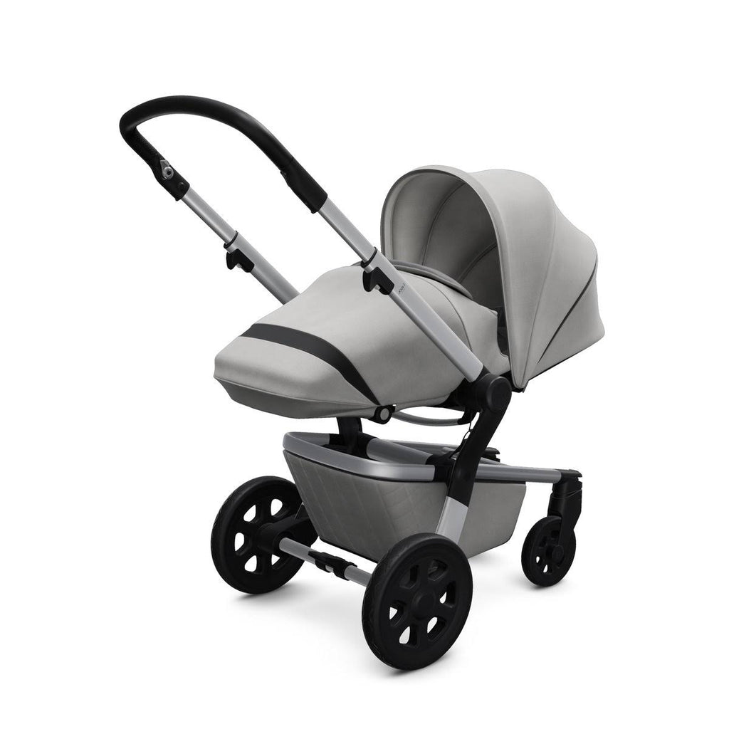 Classic Blue Stroller D48642
